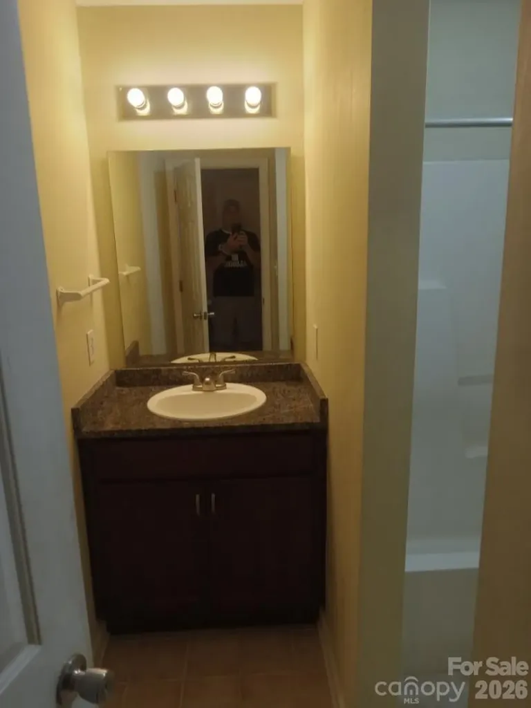 5529 Walking Trail Hope Mills NC 28348