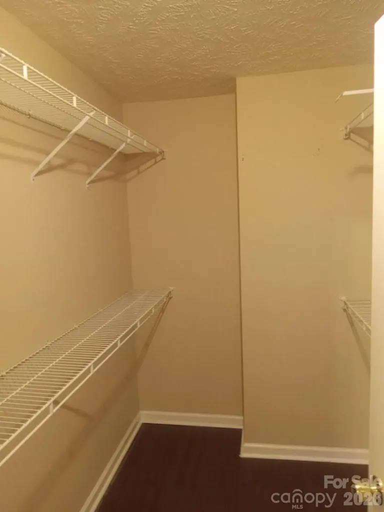 5529 Walking Trail Hope Mills NC 28348