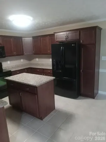 5529 Walking Trail Hope Mills NC 28348