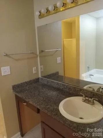 5529 Walking Trail Hope Mills NC 28348