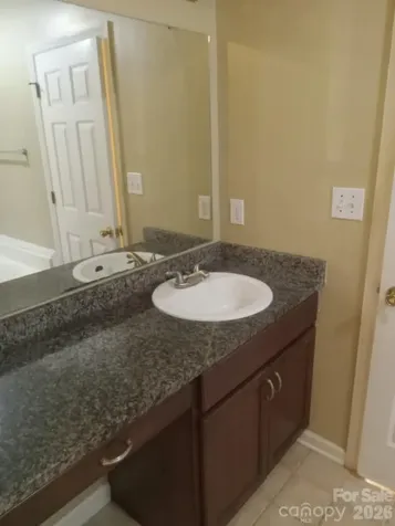 5529 Walking Trail Hope Mills NC 28348