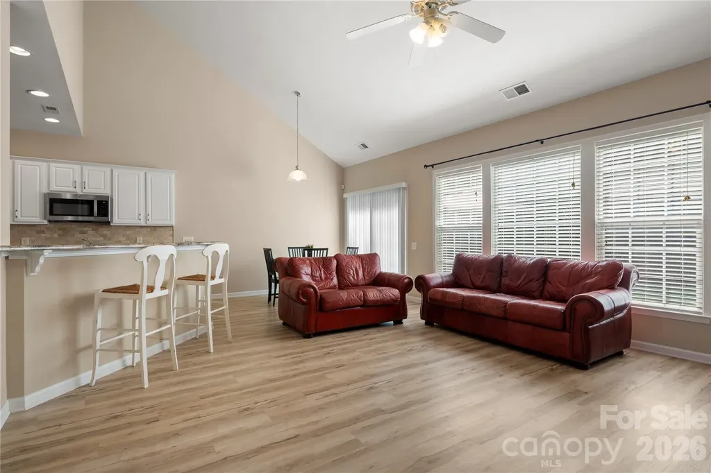 9313 Linden Tree Lane Charlotte NC 28277