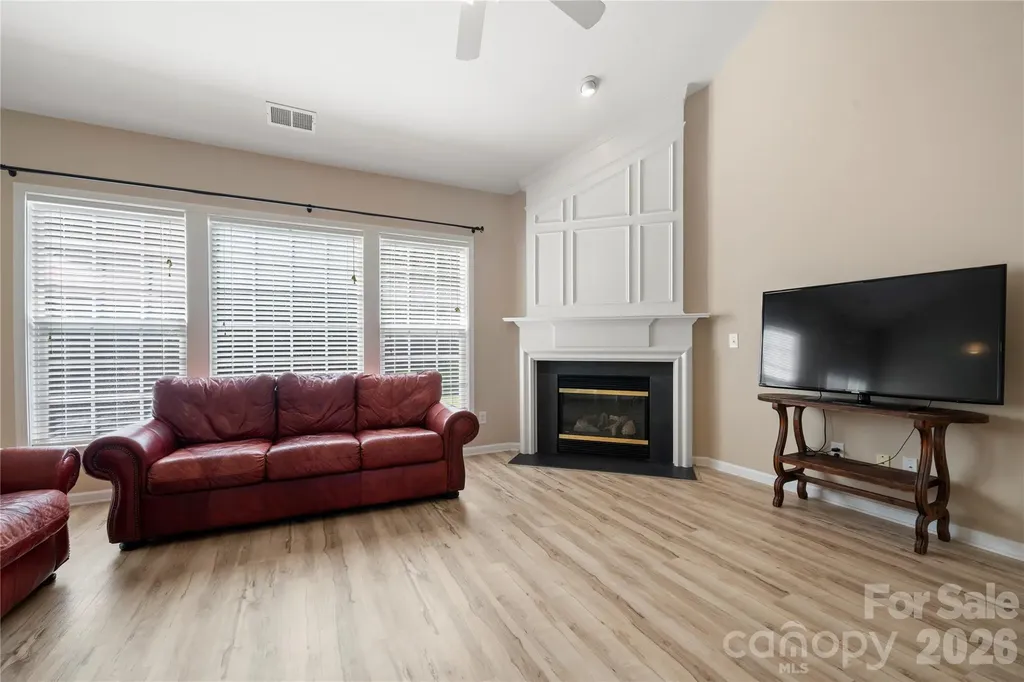 9313 Linden Tree Lane Charlotte NC 28277