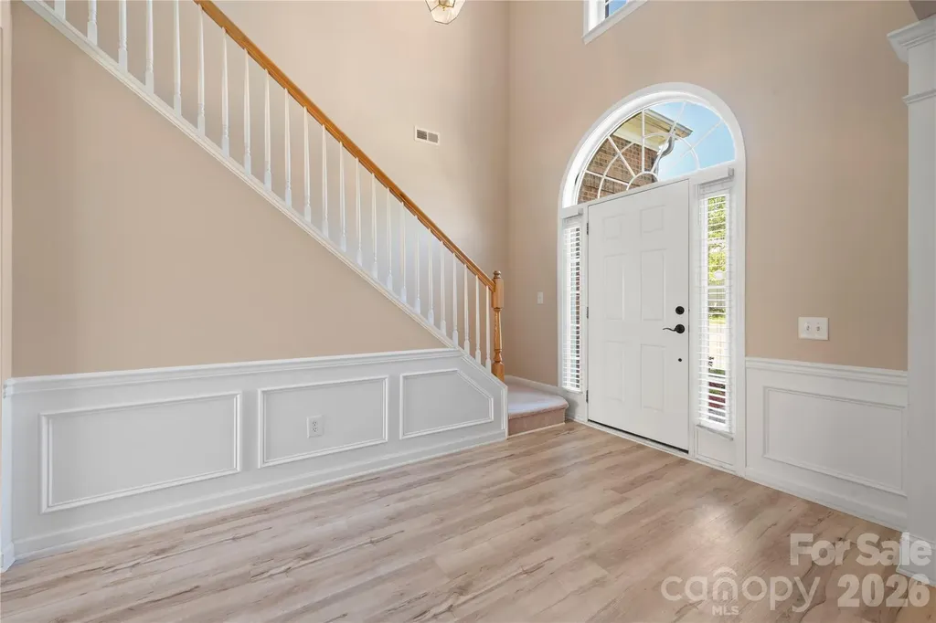 9313 Linden Tree Lane Charlotte NC 28277