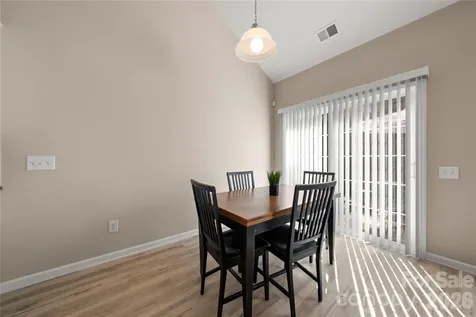 9313 Linden Tree Lane Charlotte NC 28277