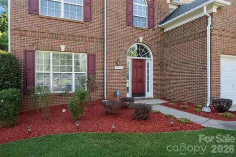 9313 Linden Tree Lane Charlotte NC 28277