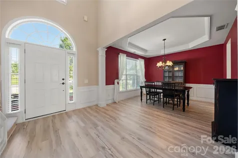 9313 Linden Tree Lane Charlotte NC 28277