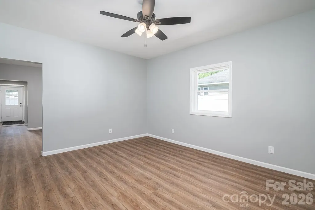 733 S Grove Street Extension Lincolnton NC 28092