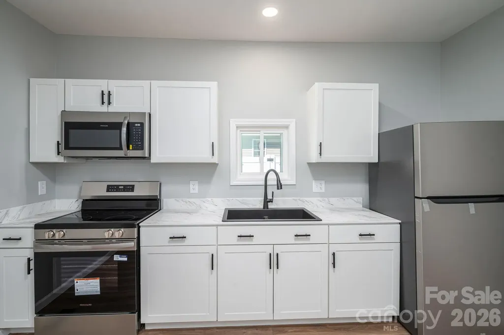733 S Grove Street Extension Lincolnton NC 28092