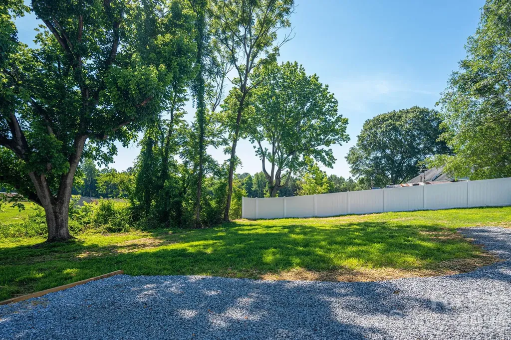 733 S Grove Street Extension Lincolnton NC 28092