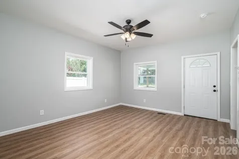 733 S Grove Street Extension Lincolnton NC 28092