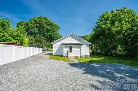 733 S Grove Street Extension Lincolnton NC 28092