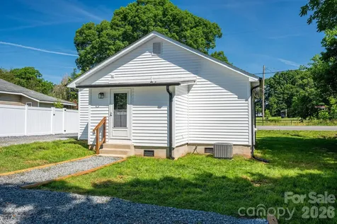 733 S Grove Street Extension Lincolnton NC 28092