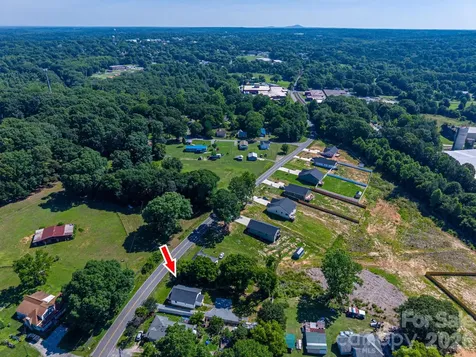 733 S Grove Street Extension Lincolnton NC 28092