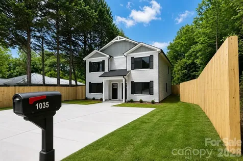 1033 19th Street NE Hickory NC 28601