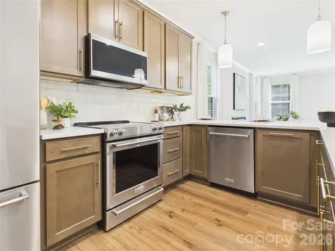 2637 Ravencroft Drive Charlotte NC 28208