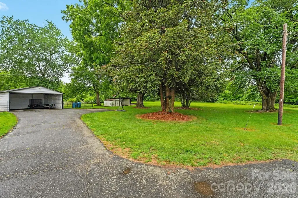 2461 Startown Road Newton NC 28658