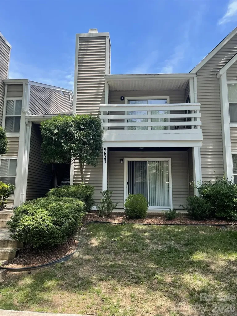 9627 Vinca Circle Charlotte NC 28213