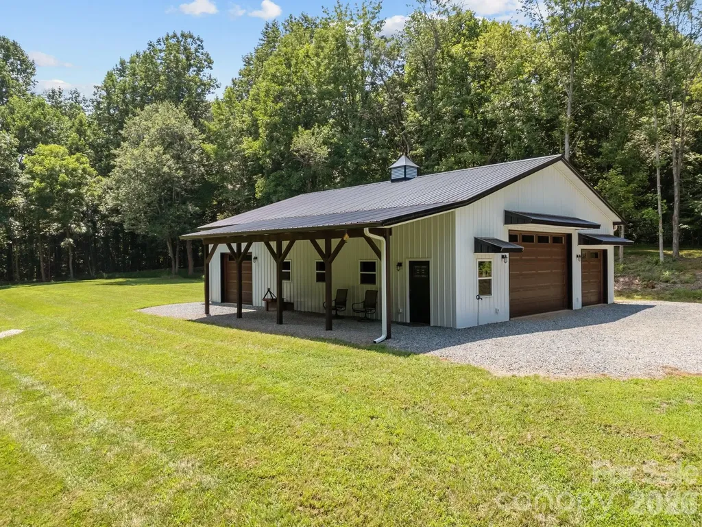 1140 Shinnville Road Cleveland NC 27013