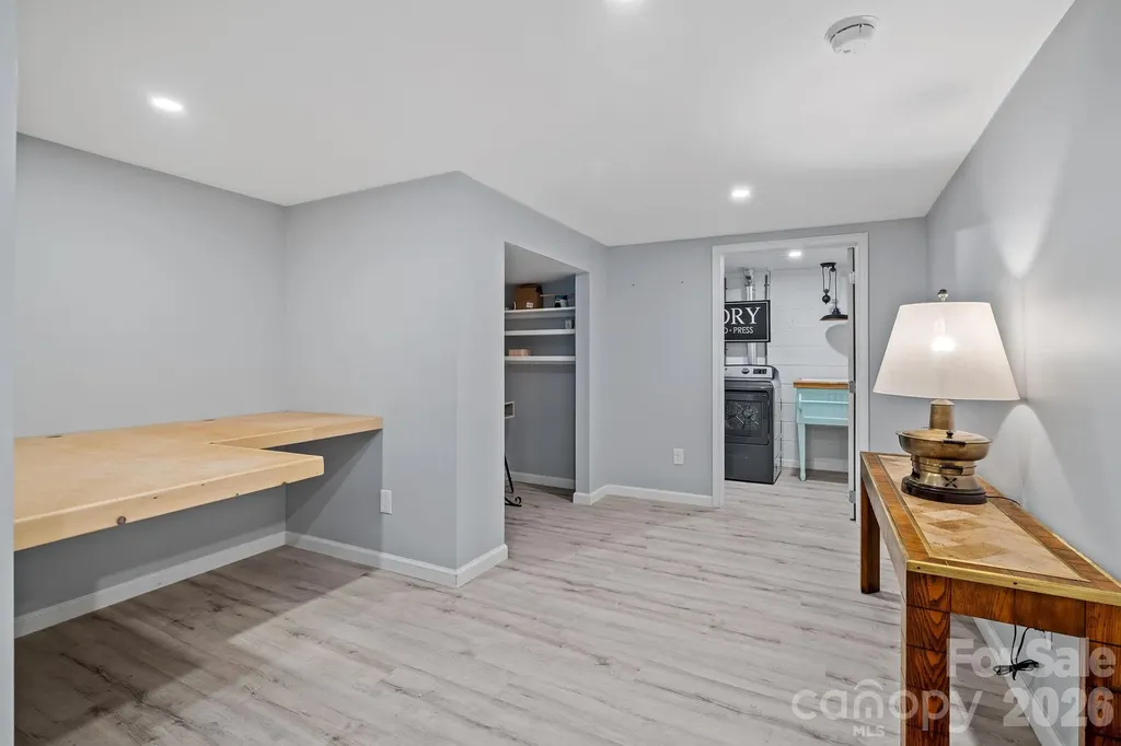 11 Grenadier Court Candler NC 28715