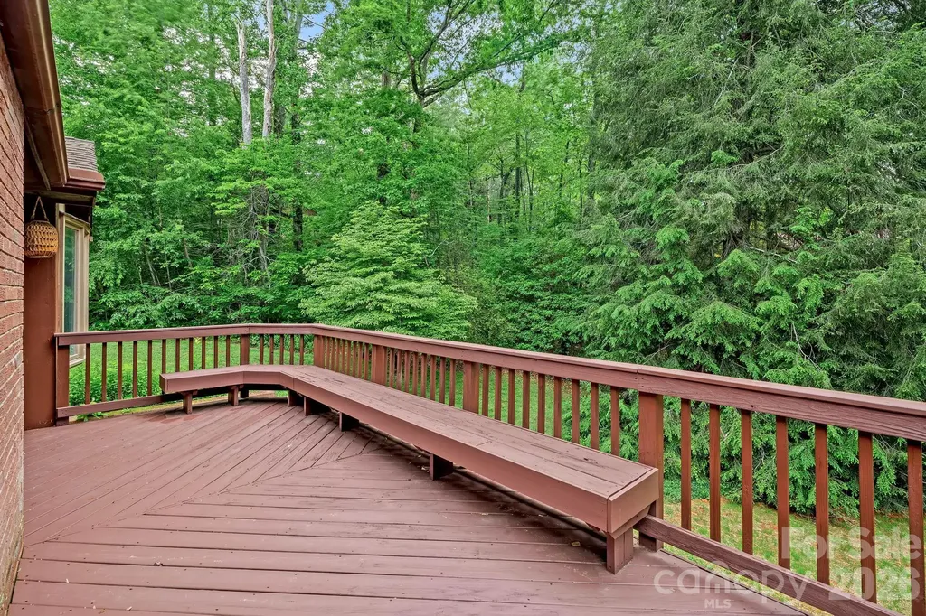 11 Grenadier Court Candler NC 28715