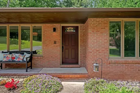 11 Grenadier Court Candler NC 28715