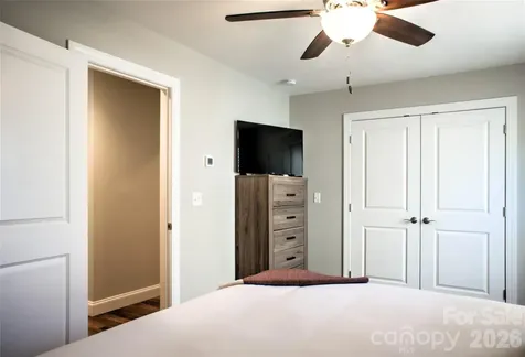 22 Water Pointe Way Weaverville NC 28787