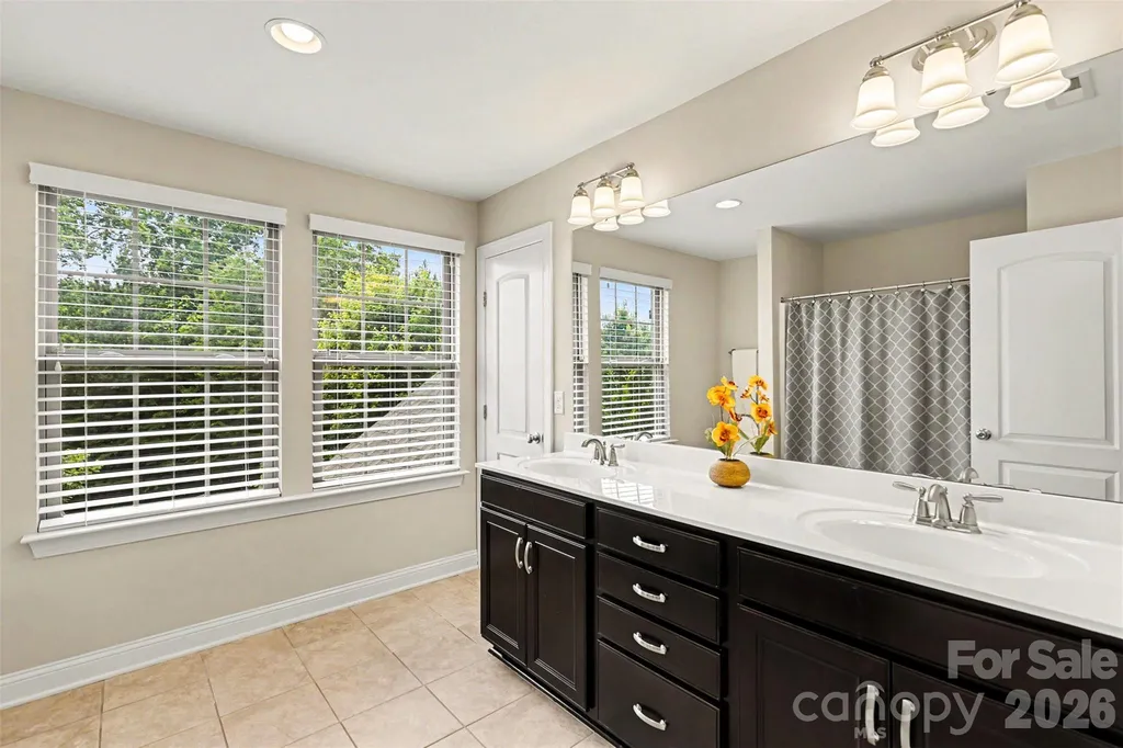 16524 Crosshaven Drive Charlotte NC 28278