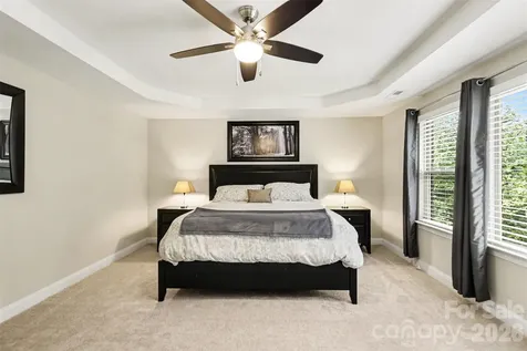 16524 Crosshaven Drive Charlotte NC 28278