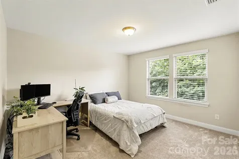 16524 Crosshaven Drive Charlotte NC 28278