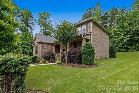16524 Crosshaven Drive Charlotte NC 28278
