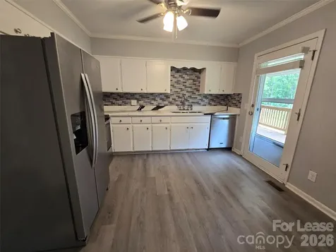 230 Cardinal Avenue Troy NC 27371
