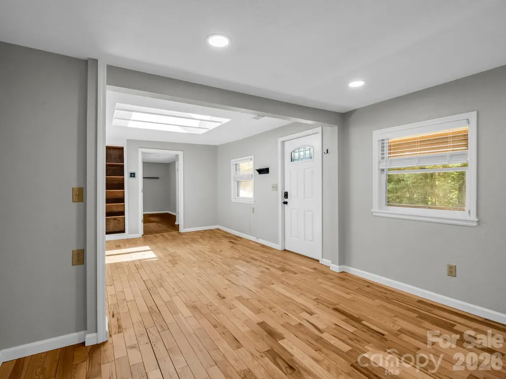 35 Chastain Hill Road Mills River NC 28759