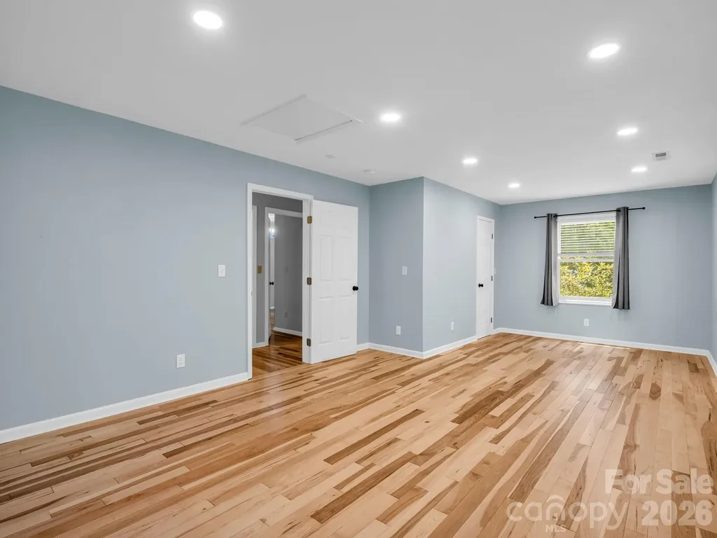 35 Chastain Hill Road Mills River NC 28759