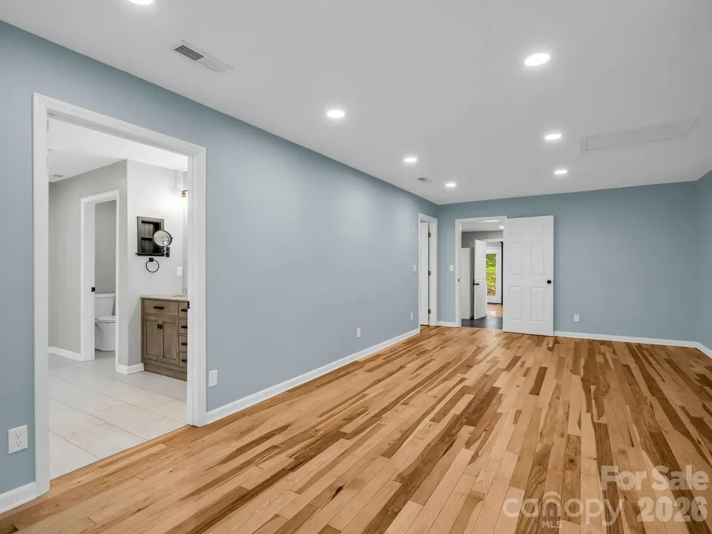 35 Chastain Hill Road Mills River NC 28759
