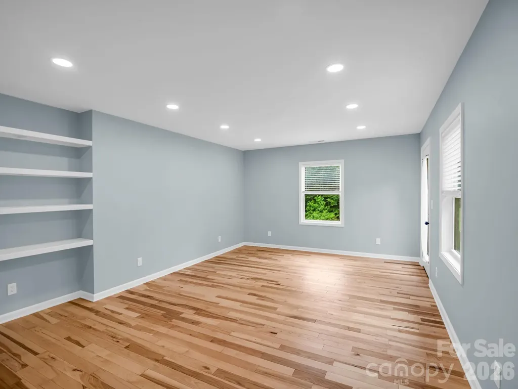35 Chastain Hill Road Mills River NC 28759