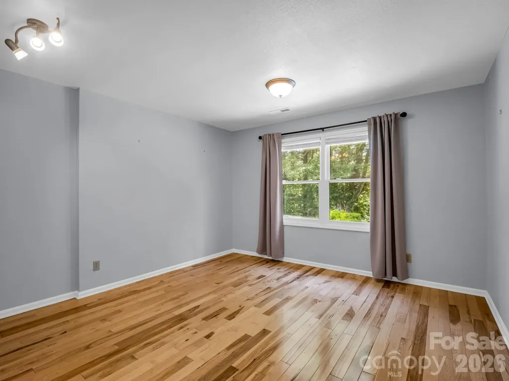 35 Chastain Hill Road Mills River NC 28759