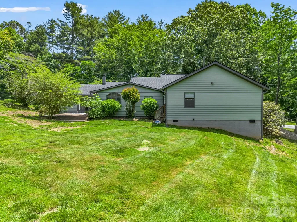 35 Chastain Hill Road Mills River NC 28759