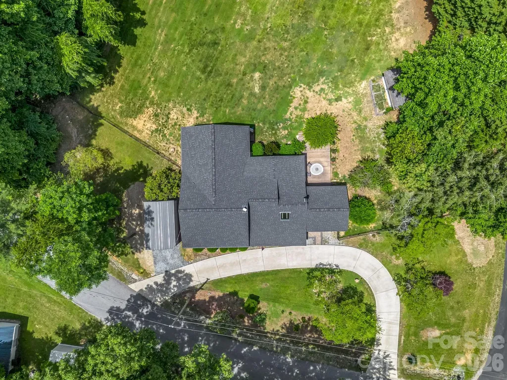 35 Chastain Hill Road Mills River NC 28759