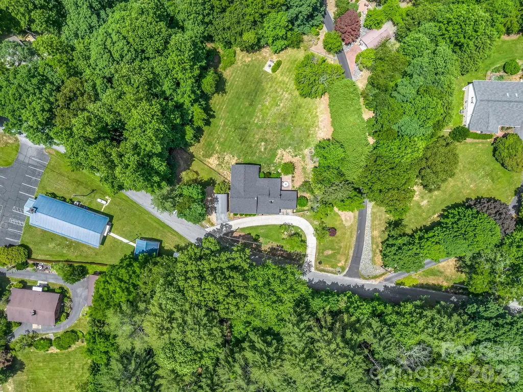 35 Chastain Hill Road Mills River NC 28759
