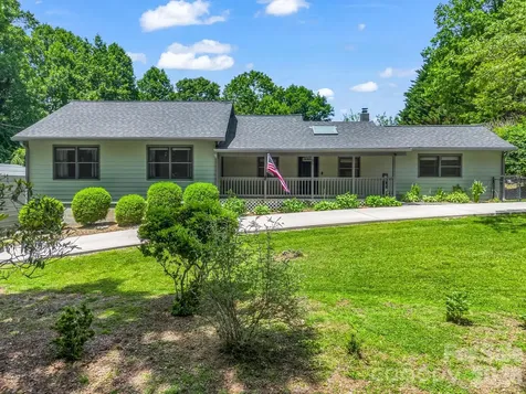 35 Chastain Hill Road Mills River NC 28759