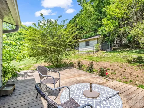 35 Chastain Hill Road Mills River NC 28759