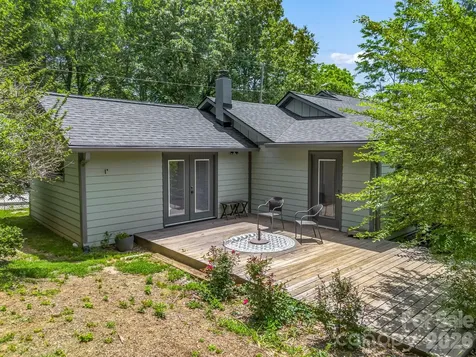 35 Chastain Hill Road Mills River NC 28759