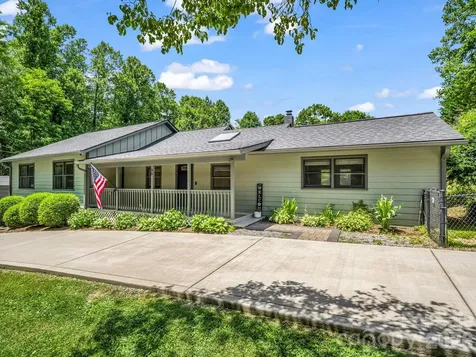 35 Chastain Hill Road Mills River NC 28759