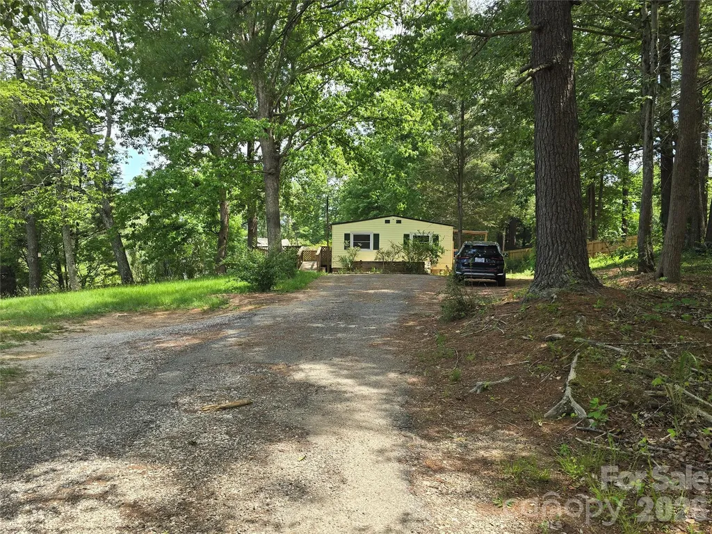 63 Sunnybrook Lane Fletcher NC 28732
