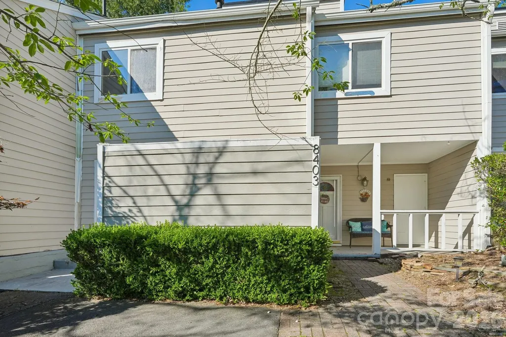 8403 Cricket Lake Drive Charlotte NC 28277