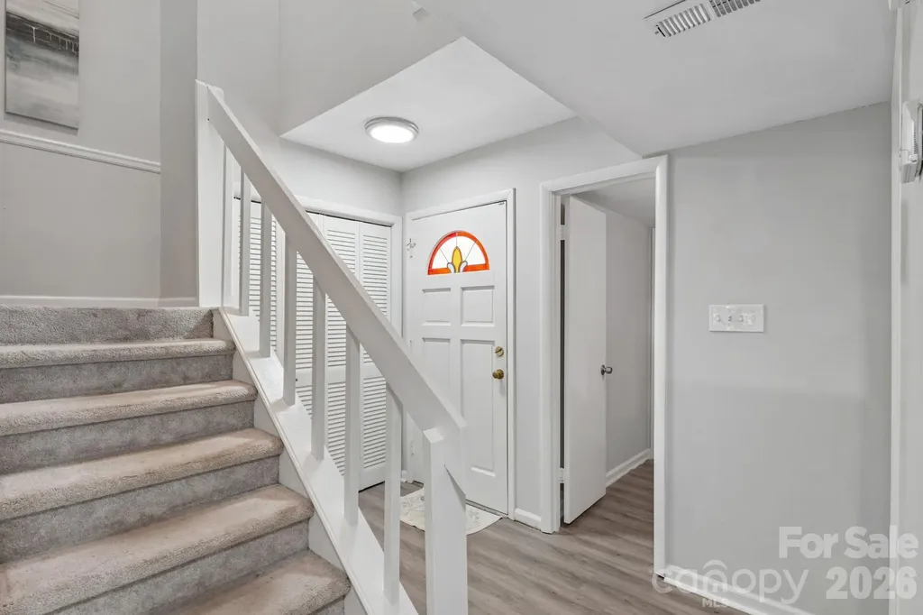 8403 Cricket Lake Drive Charlotte NC 28277