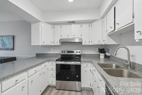 8403 Cricket Lake Drive Charlotte NC 28277