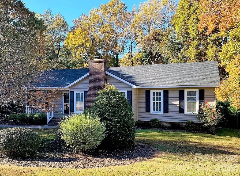 518 Brook Forest Drive Belmont NC 28012