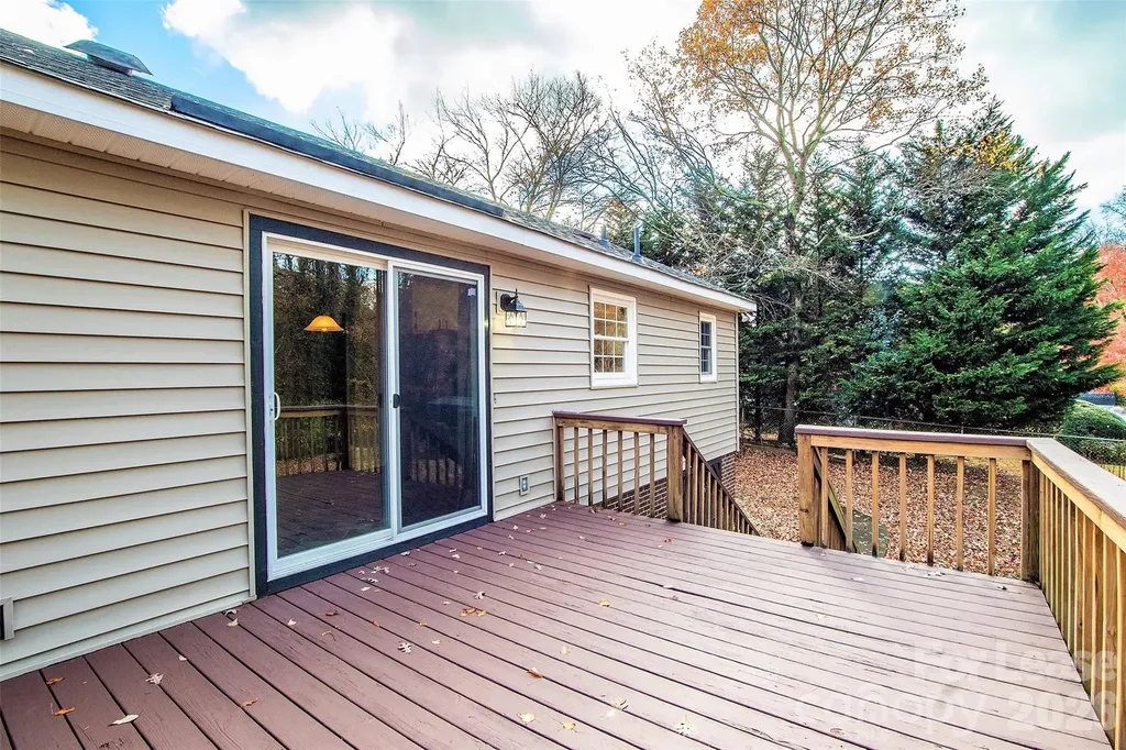 518 Brook Forest Drive Belmont NC 28012